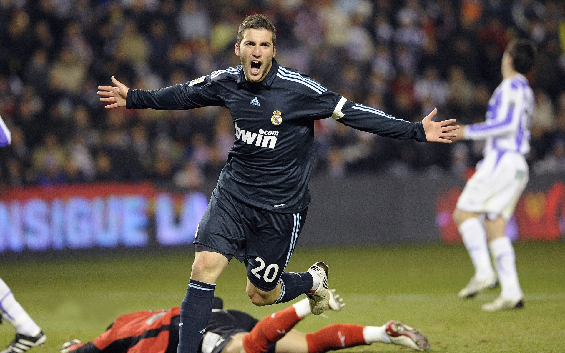 又少两支!五大联赛还剩四支0胜队伍,狼队输球最多紫百合令人意外